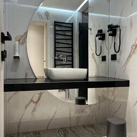 Arletti Luxury Living *